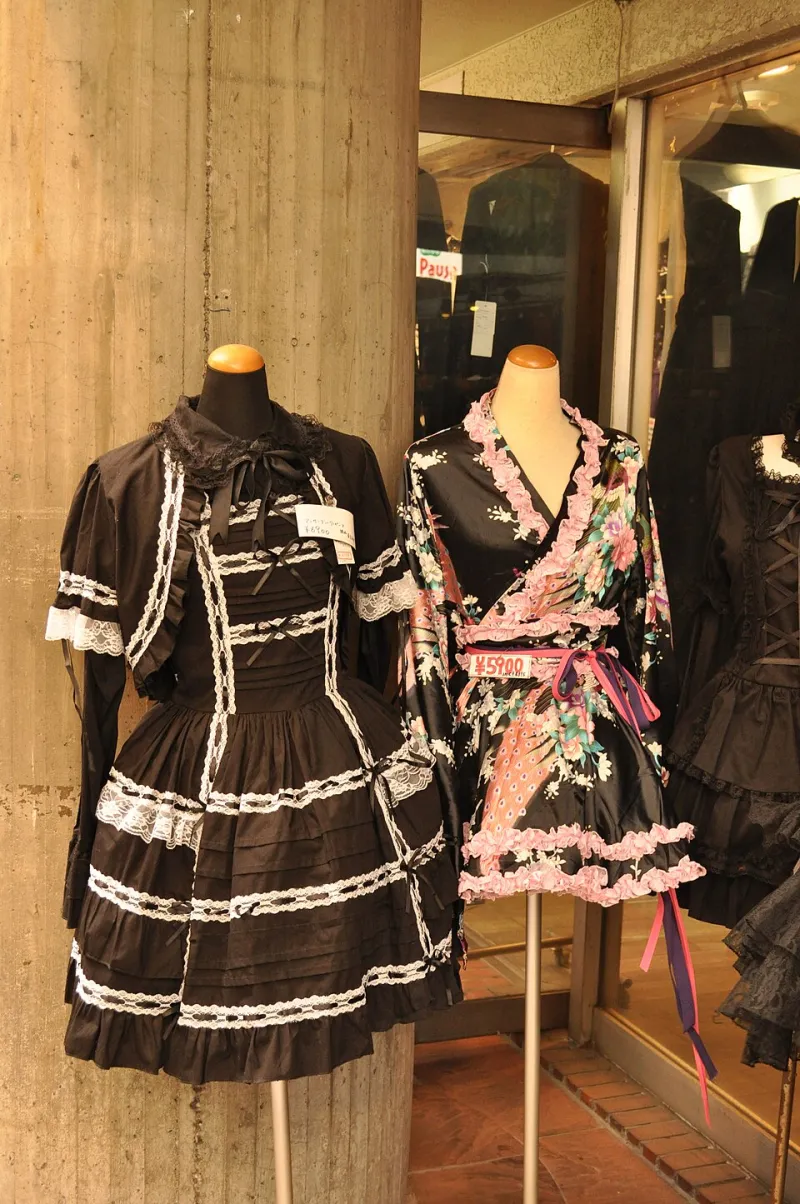 Lost in the Lace? A No-Judgment Guide to Goth Loli Terminology That Actually Makes Sense