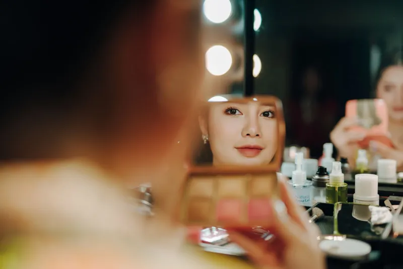 The Porcelain Paradox: What Your Skin Is Actually Trying to Tell You Beneath All That Lace and Foundation